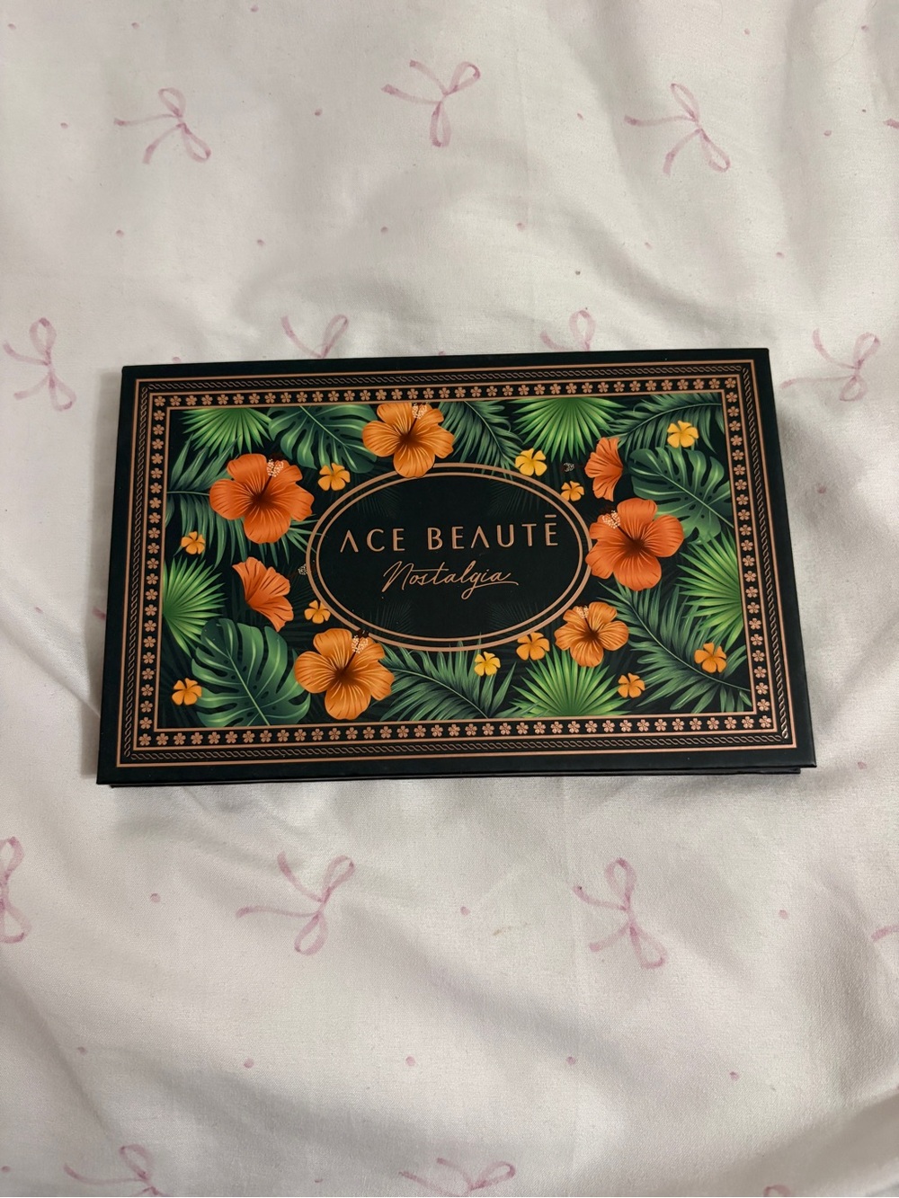 Ace Beauté Tropical Floral Eyeshadow Palette — Orange & Green Motif